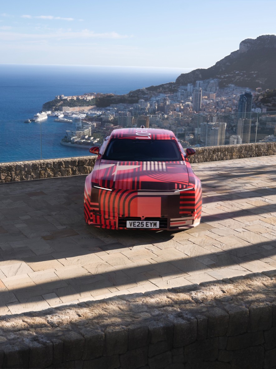 To μοντέλο Jaguar Type-01