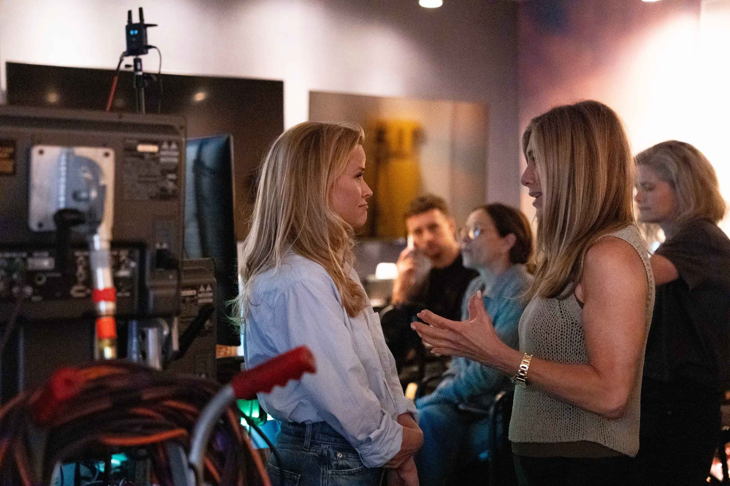 Σκηνές από τις τελευταίες λήψεις του Morning Show με Reese Witherspoon & Jennifer Aniston