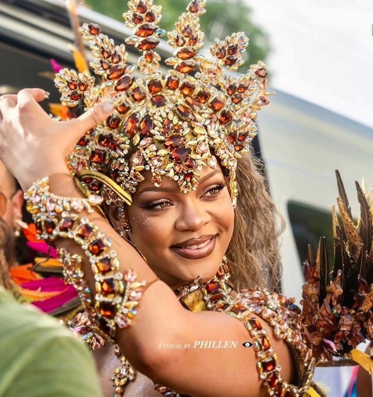 H Rihanna με την εμφάνισή της το 2024.