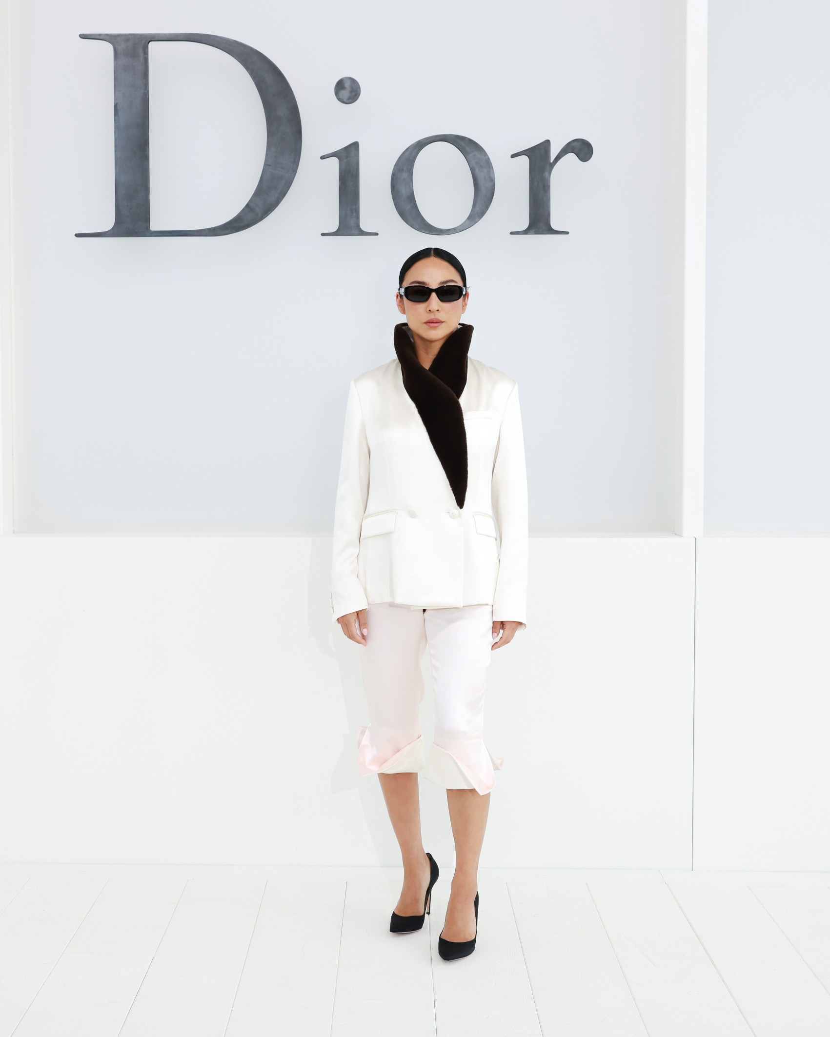 H Greta Lee με Dior.