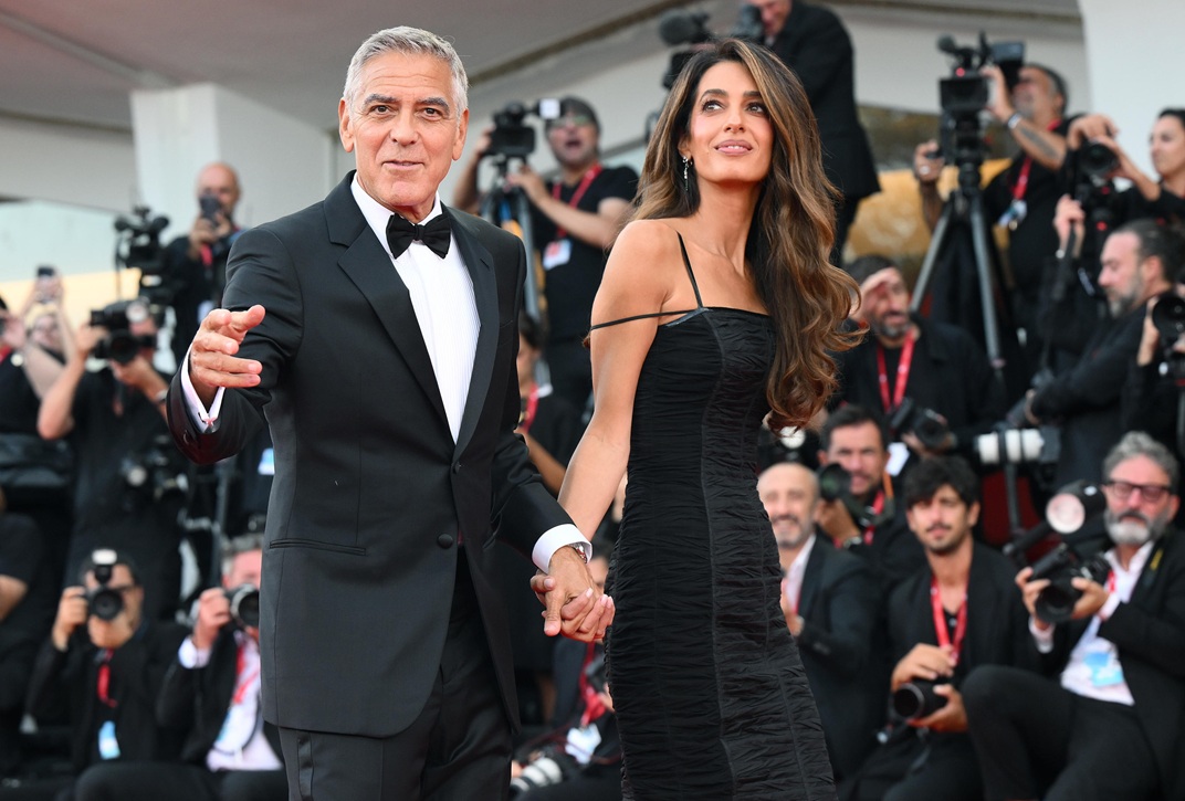 O George Clooney και η Amal Alamuddin φθάνουν στην τελετή έναρξης και την προβολή του "Ink" στο 83ο Φεστιβάλ Κινηματογράφου της Βενετίας, 2 Σεπτεμβρίου 2026.