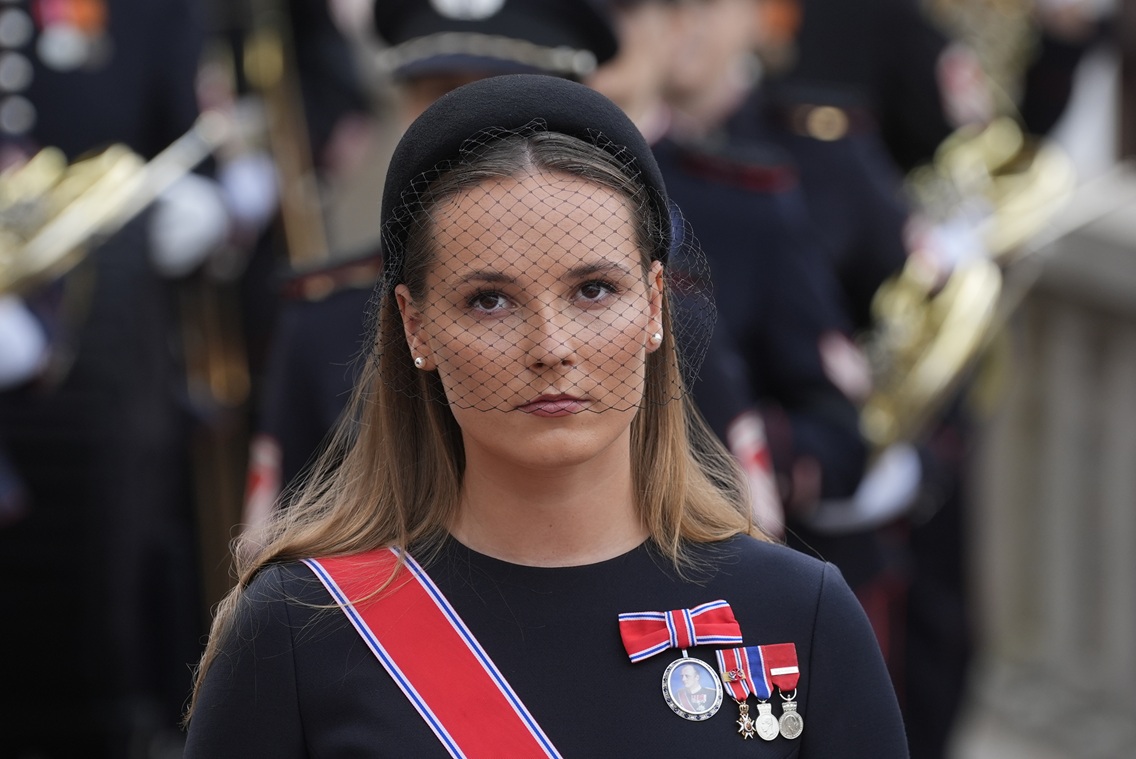 H πριγκίπισσα της Νορβηγίας Ingrid Alexandra φθάνει στο Κοινοβούλιο για την ορκωμοσία του πατέρα της, βασιλιά Haakon, 1 Σεπτεμβρίου 2026