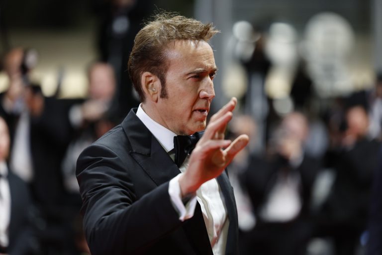 Ο Nicolas Cage παρευρίσκεται στην πρεμιέρα του "The Surfer" στο πλαίσιο του 77ου Φεστιβάλ Καννών, 17 Μαΐου 2024
