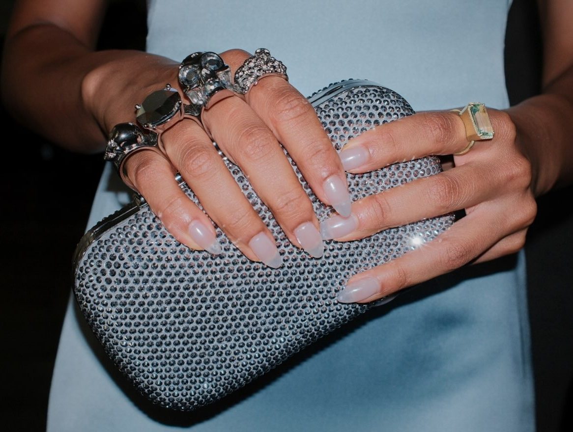 Supriya Ganesh manicure στα Emmy 2026
