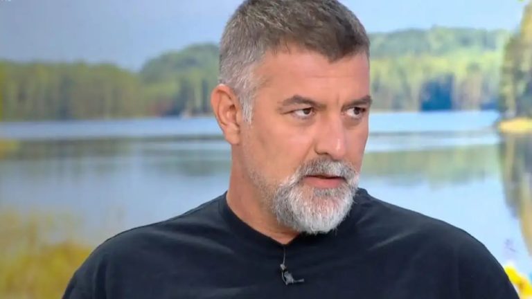 Ο Βασίλης Μπισμπίκης βρέθηκε καλεσμένος στην εκπομπή "Χαμογέλα και Πάλι" την Τρίτη.