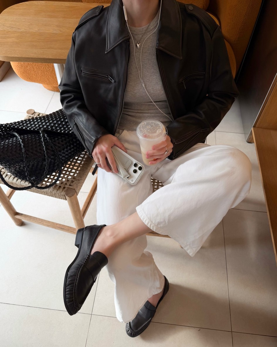 Loafers φορεμένα από την influencer Daria Shcherbakova