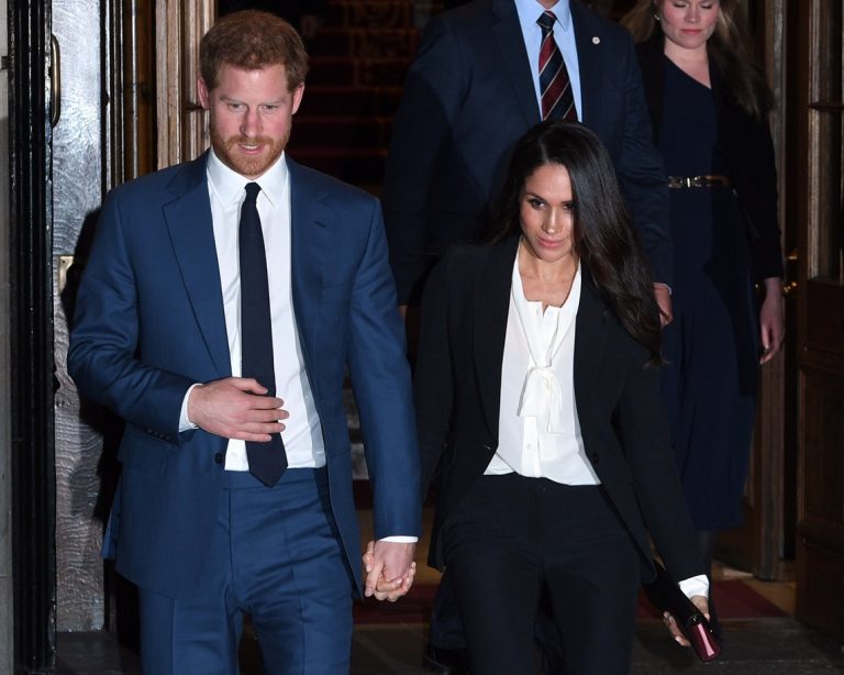 Ο πρίγκιπας Harry και η Meghan Markle αποχωρούν από φιλανθρωπική εκδήλωση στο Goldsmiths' Hall στο Λονδίνο, 1 Φεβρουαρίου 2018
