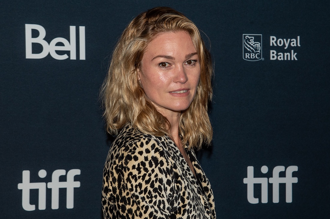 H Julia Stiles στην προβολή του "The Butcher's Crossing" στο πλαίσιο του 47ου Toronto International Film Festival (TIFF) στο Τορόντο, 9 Σεπτεμβρίου 2022