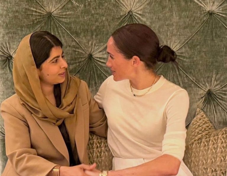 H Malala Yousafzai και η Meghan Markle κατά τη συνάντησή τους
