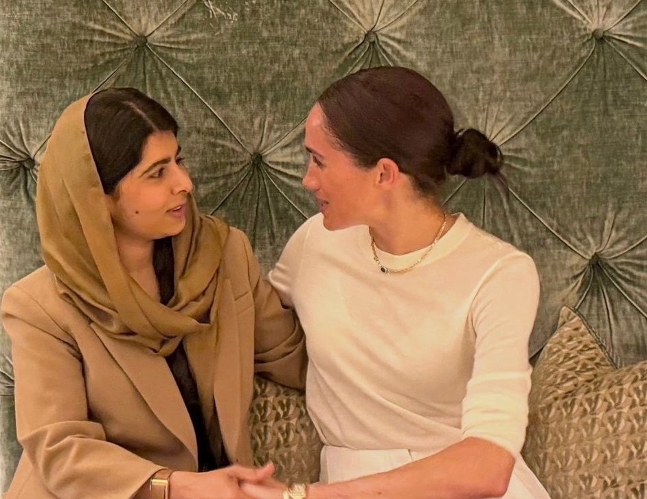 H Malala Yousafzai και η Meghan Markle κατά τη συνάντησή τους