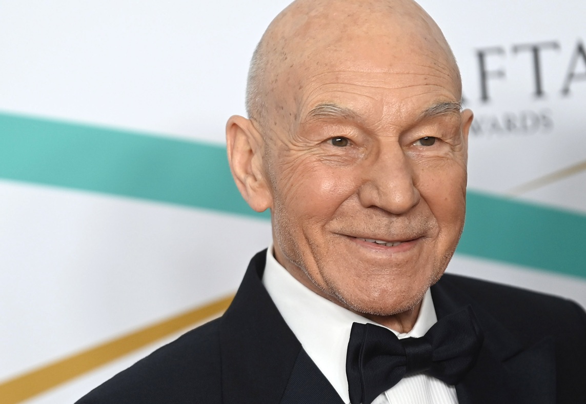 O Patrick Stewart φθάνει στα 2023 EE BAFTA Film Awards στο Southbank Centre του Λονδίνου, 19 Φεβρουαρίου 2023