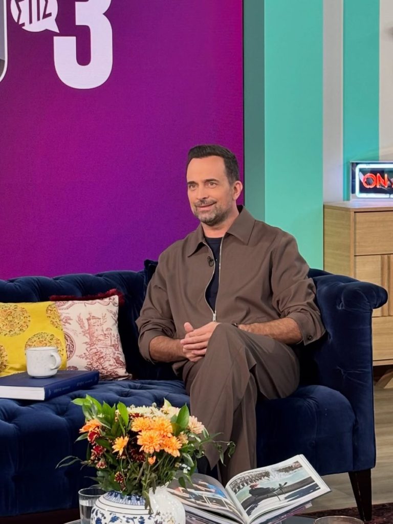 Ο Γιώργος Λιανός στην εκπομπή "Studio στις 3"