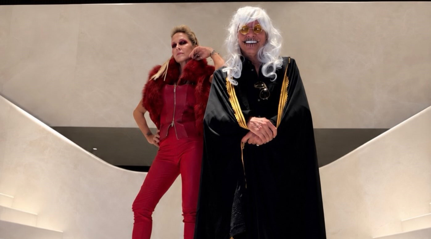 Η Άννα Βίσση και ο Ηλίας Ψινάκης ντυμένοι για Halloween