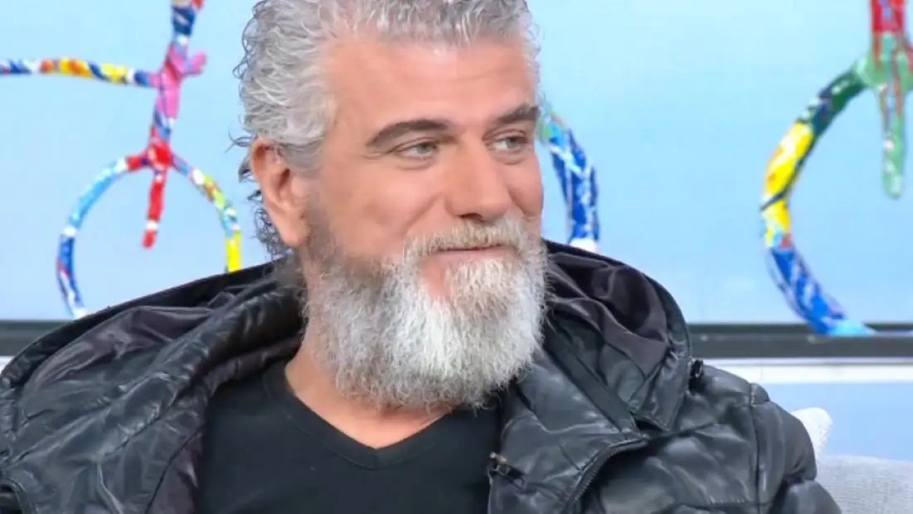 O Βλαδίμηρος Κυριακίδης καλεσμένος στην εκπομπή "Χαμογέλα και Πάλι!"