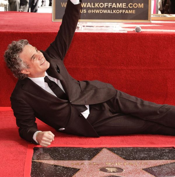 O Mark Ruffalo απέκτησε το δικό του αστέρι στο Walk of Fame