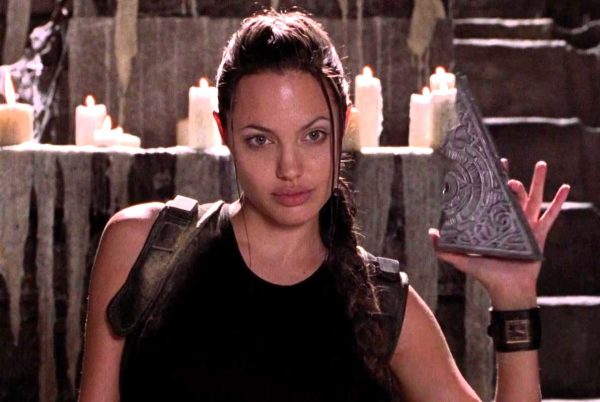 H Angelina Jolie ως Lara Croft στο Tomb Raider