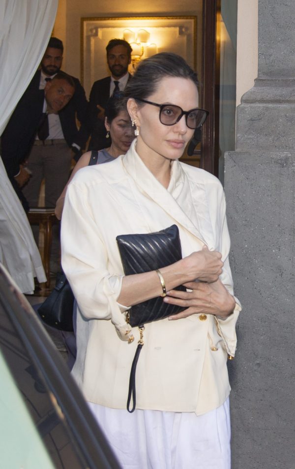 Η Angelina Jolie στη Ρώμη (Photo by MEGA/GC Images)