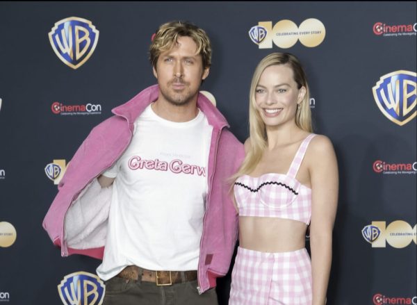 Ο Ryan Gosling και η Margo Robbie στο CinemaCon. (Photo by Greg Doherty/WireImage)
