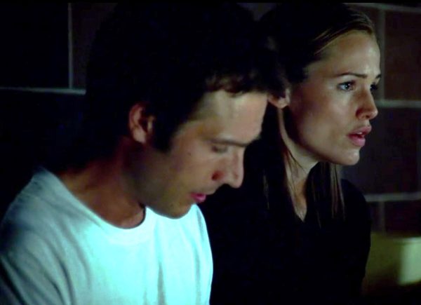 Η Jennifer Garner και ο Michael Vartan σε πλάνο από τη σειρά Κωδικός Alias και το επεισοδιο, Salvation