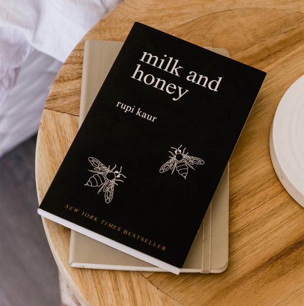 book poetry-CXYPfveiuis-unsplash-cover