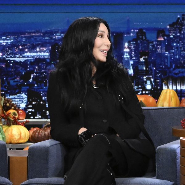 H Cher σε συνέντευξή της στην εκπομπή Jimmy Fallo