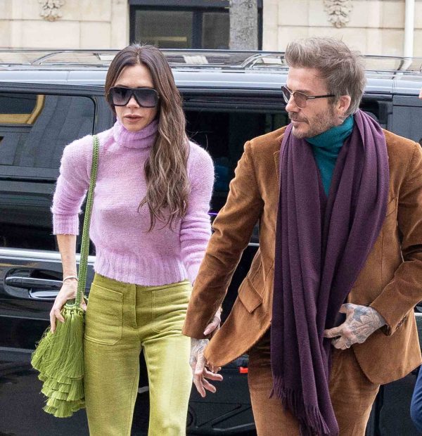 O David Beckham και η Victoria Beckham στο Παρίσι περπατούν χέρι χέρι