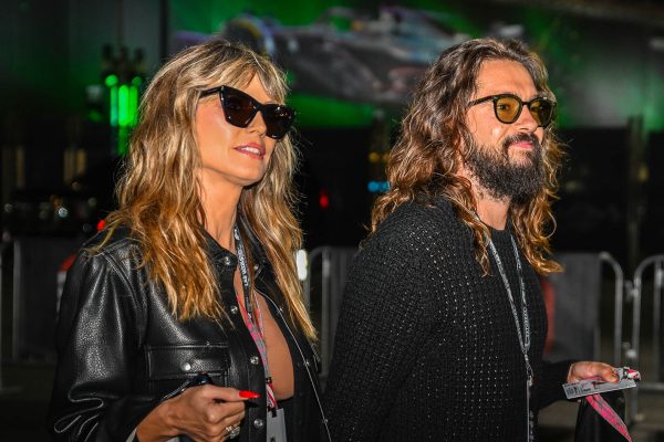 H Heidi Klum με τον σύντροφό της Tom Kaulitz παρακολούθησαν τη F1 Grand Prix στο Las Vegas, στις 18 Νοεμβρίου 2023.
Illman/Getty Images