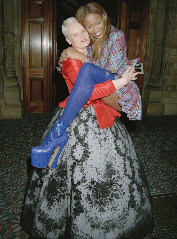 Model Naomi Campbell and fashion designer Vivienne Westwood attend the Designer of the Year Awards at the Natural History Museum during London Fashion Week, 19th October 1993. (Photo by Dave Benett/Getty Images)