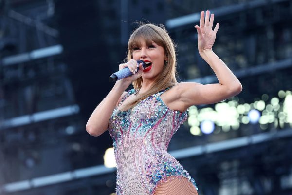 H Taylor Swift στην συναυλία που έδωσε στο Μelbourne Cricket Ground της Αυστραλίας στις 16 Φεβρουαρίου 2024 κατά τη διάρκεια της περιοδείας Eras Tour.